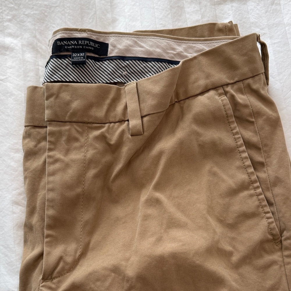 Banana Republic Men's Khaki Chinos